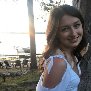 Meet your Posher, Megan